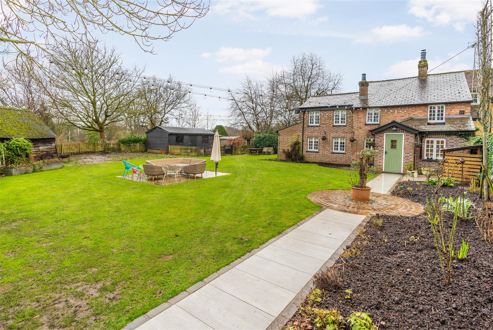 Thorley Street, Stortford Prestige & Village